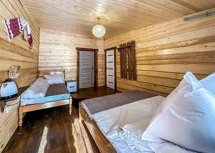 йомойо Hotel