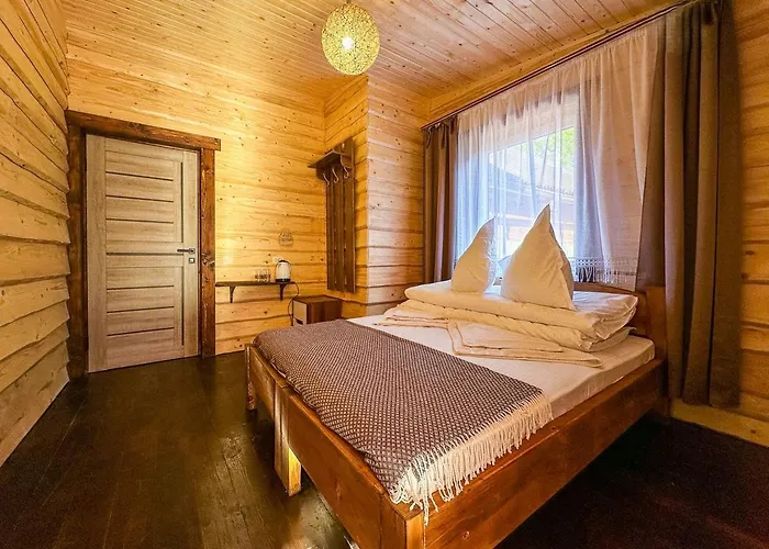 йомойо Hotel
