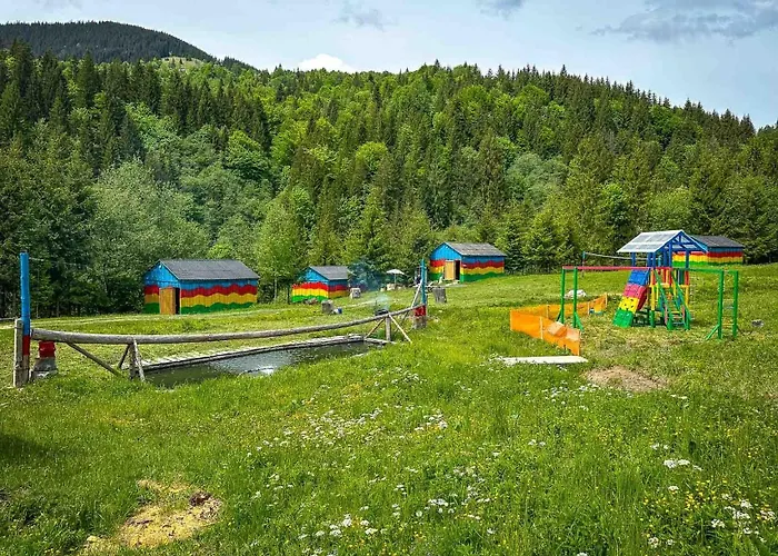 йомойо Hotel *