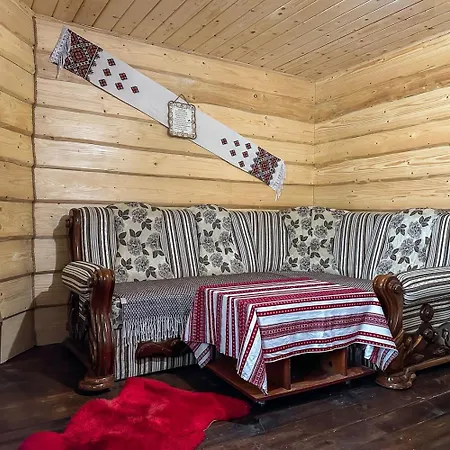 йомойо Hotel Berezhnytsia